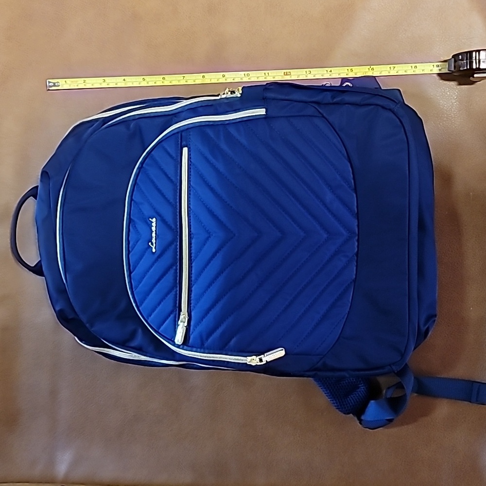 Lovevook Navy Backpack - Picture 5 of 6